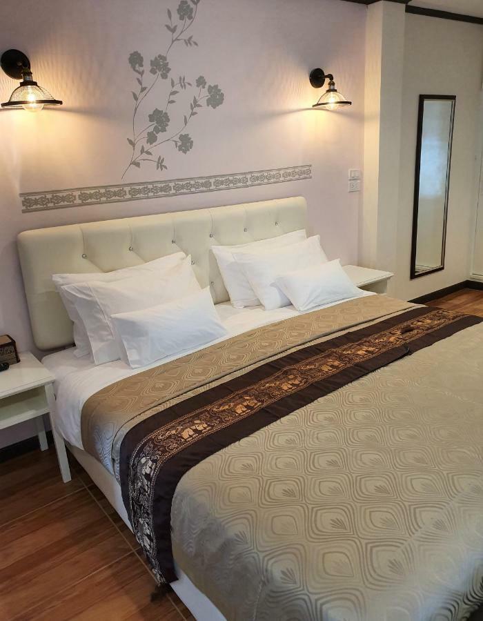 Cana Boutique Hotel Банкок Екстериор снимка