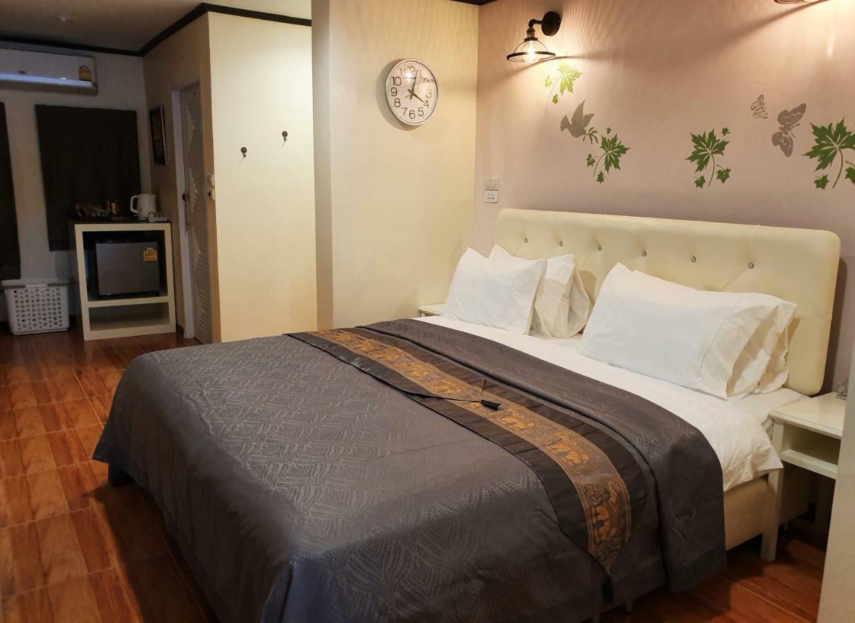 Cana Boutique Hotel Банкок Екстериор снимка